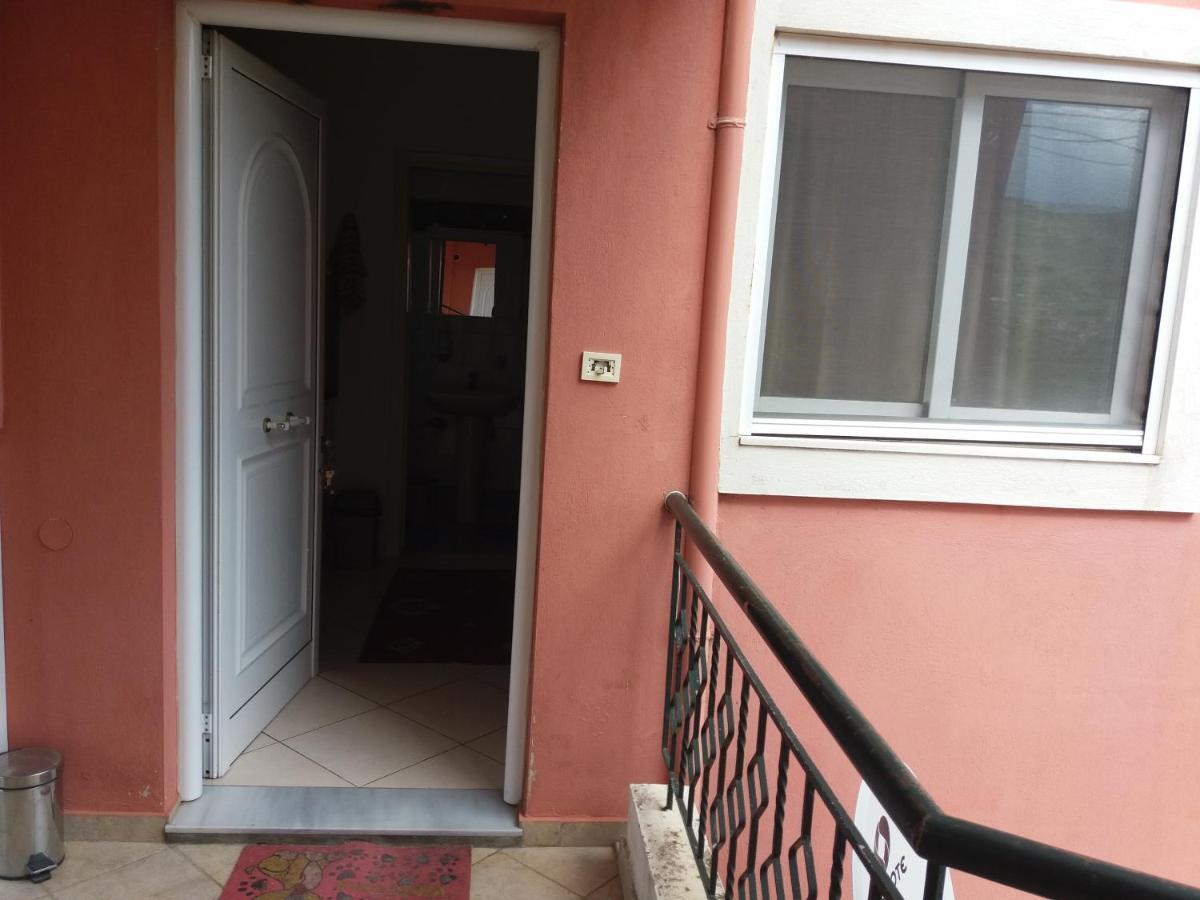 Laida Place Ioannina Exterior foto
